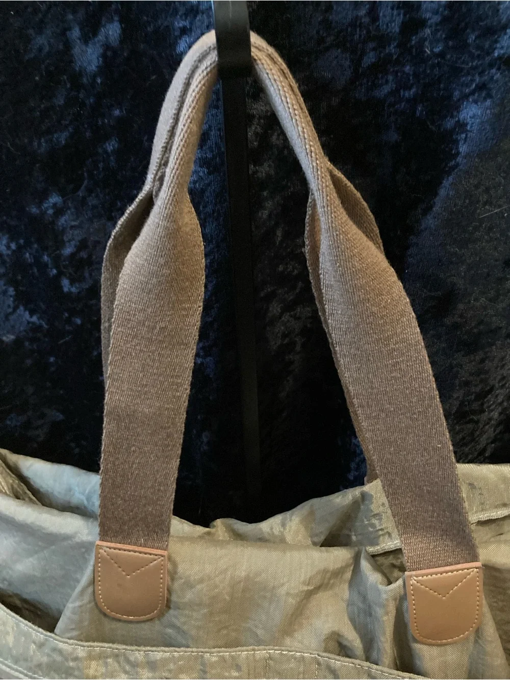 Perry Ellis Tan Travel Tote Bag w/Brown Trim